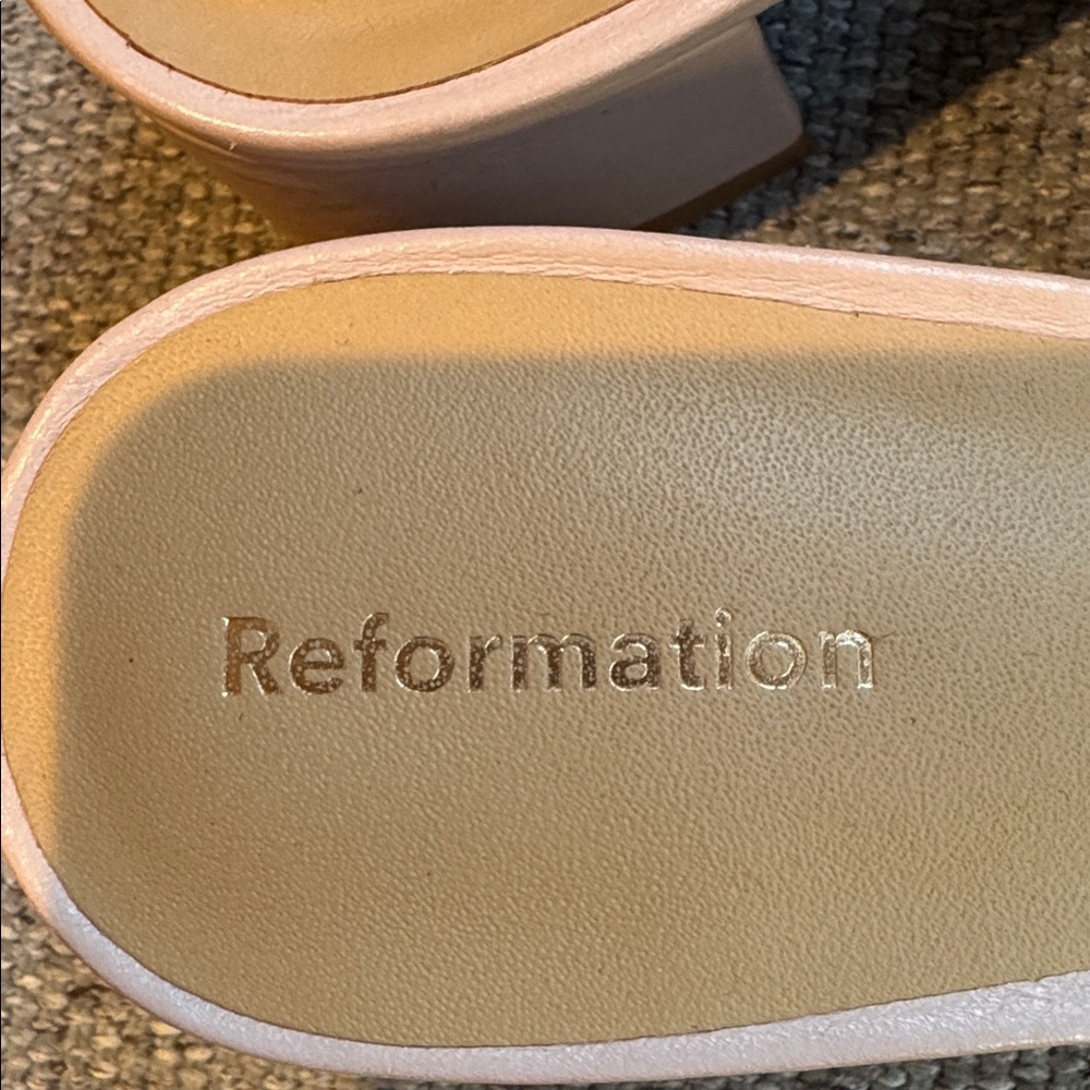 Reformation Assunta Scrunchy Strappy Block Heel Mule in Serenade Soft Pink 5.5 - Picture 8 of 12